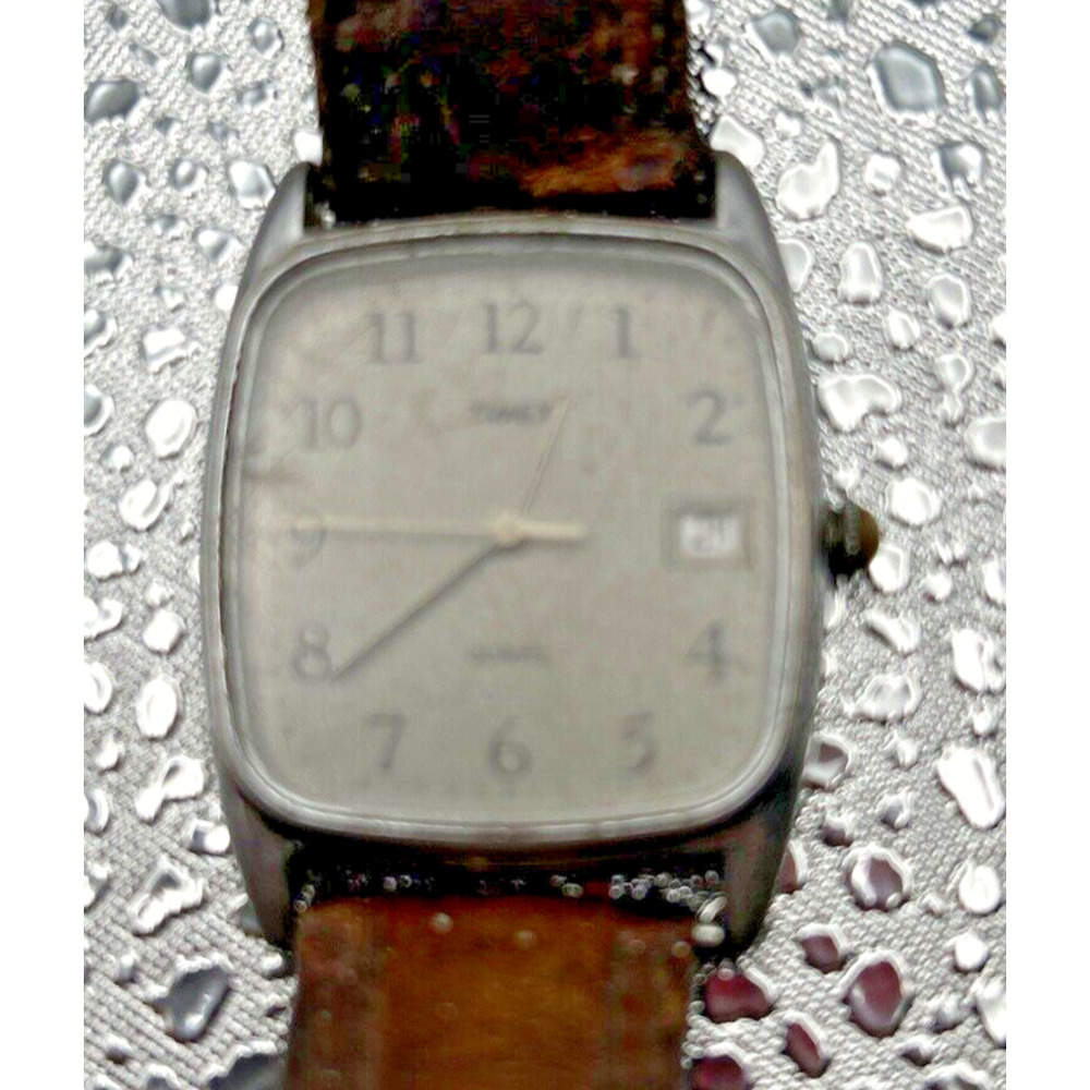 Vintage Timex Quartz l Analog Dial Watch T Cell Leather Band - Picture 3 of 3